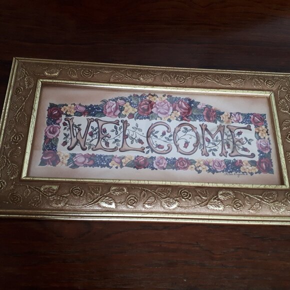Welcome Sign in ornate frame with glass - Floral - Picture 2 of 3